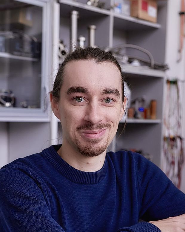 Dr. Chris Körner