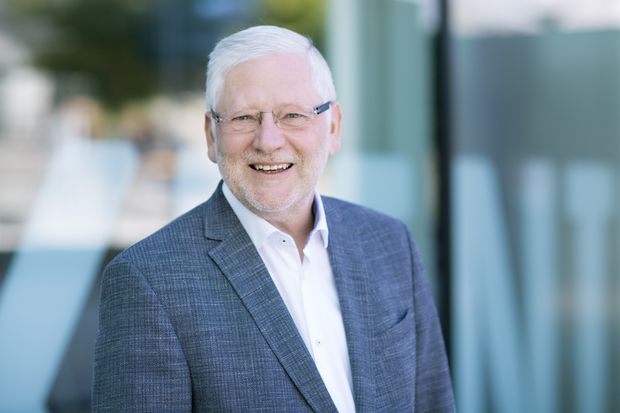 Prof. Dr. Thomas  Iftner