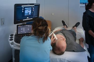 Schilddrüsen- und Nebenschilddrüsenuntersuchung