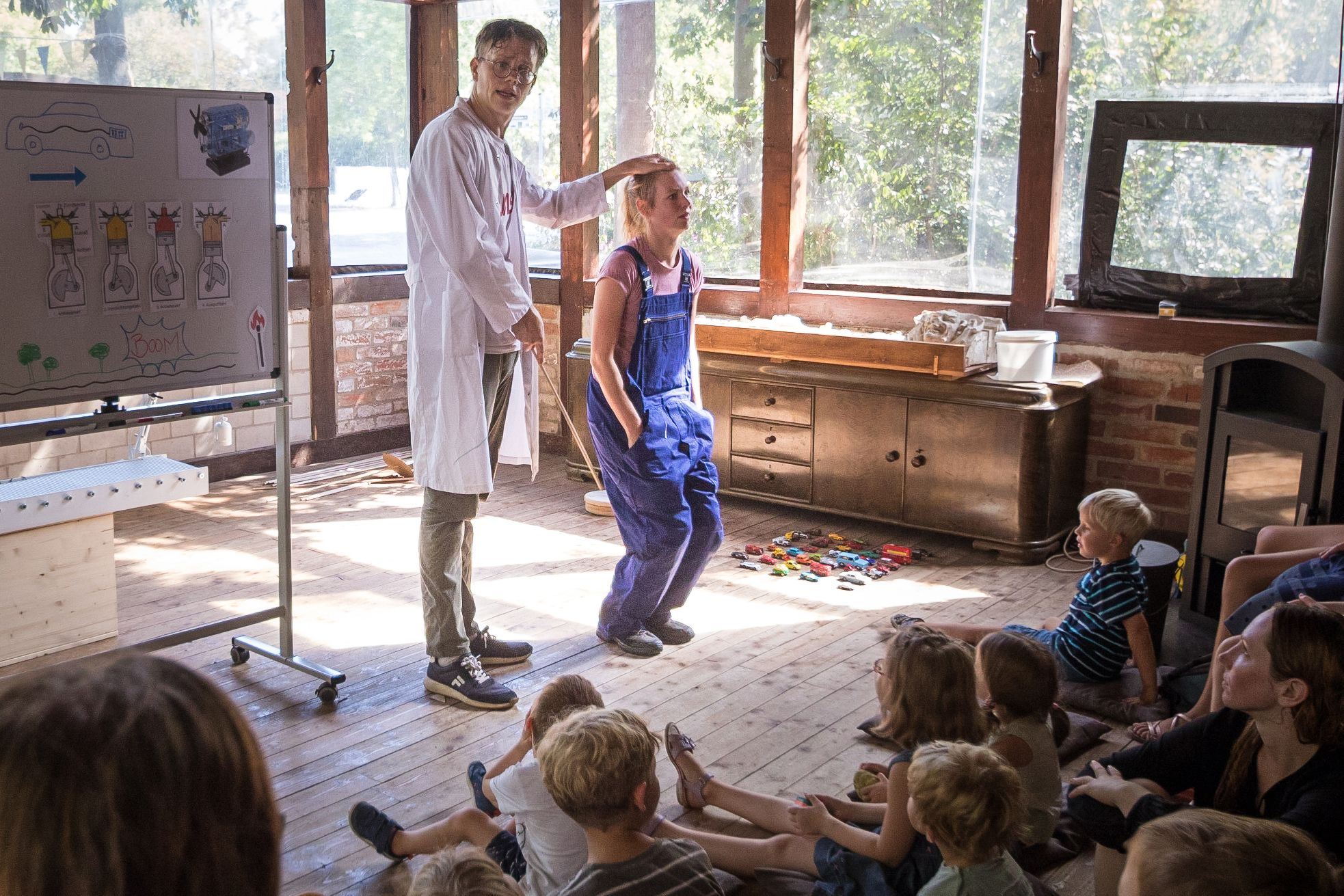 Freies Kinder- und Jugendtheater „niedlich& GROSS“, Halle (Saale) niedlich& GROSS